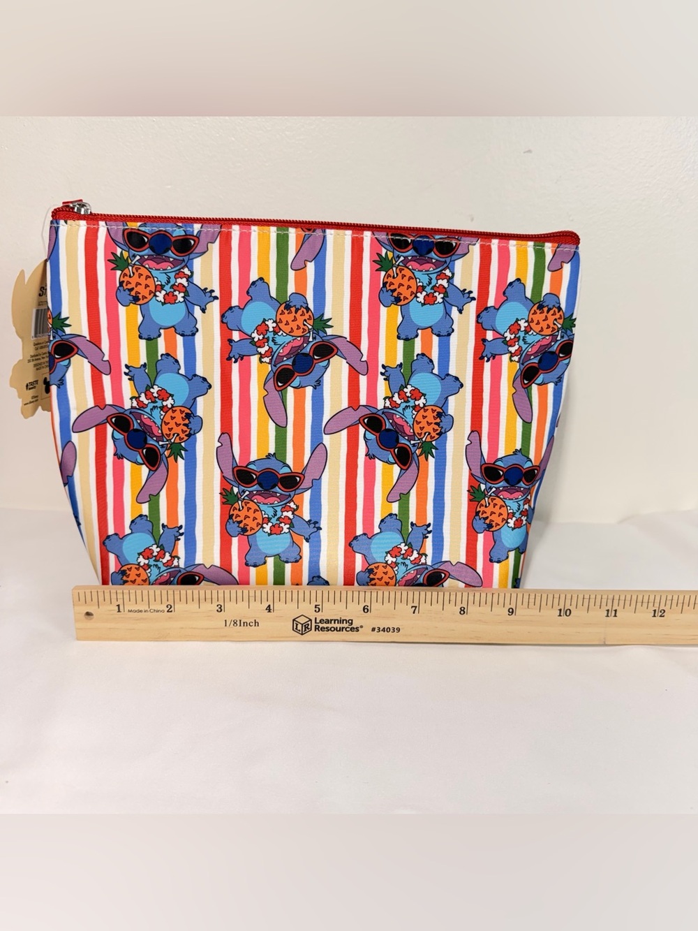 Disney Lilo and Stitching Cosmetic bag- Multicolor NWT - Picture 6 of 7